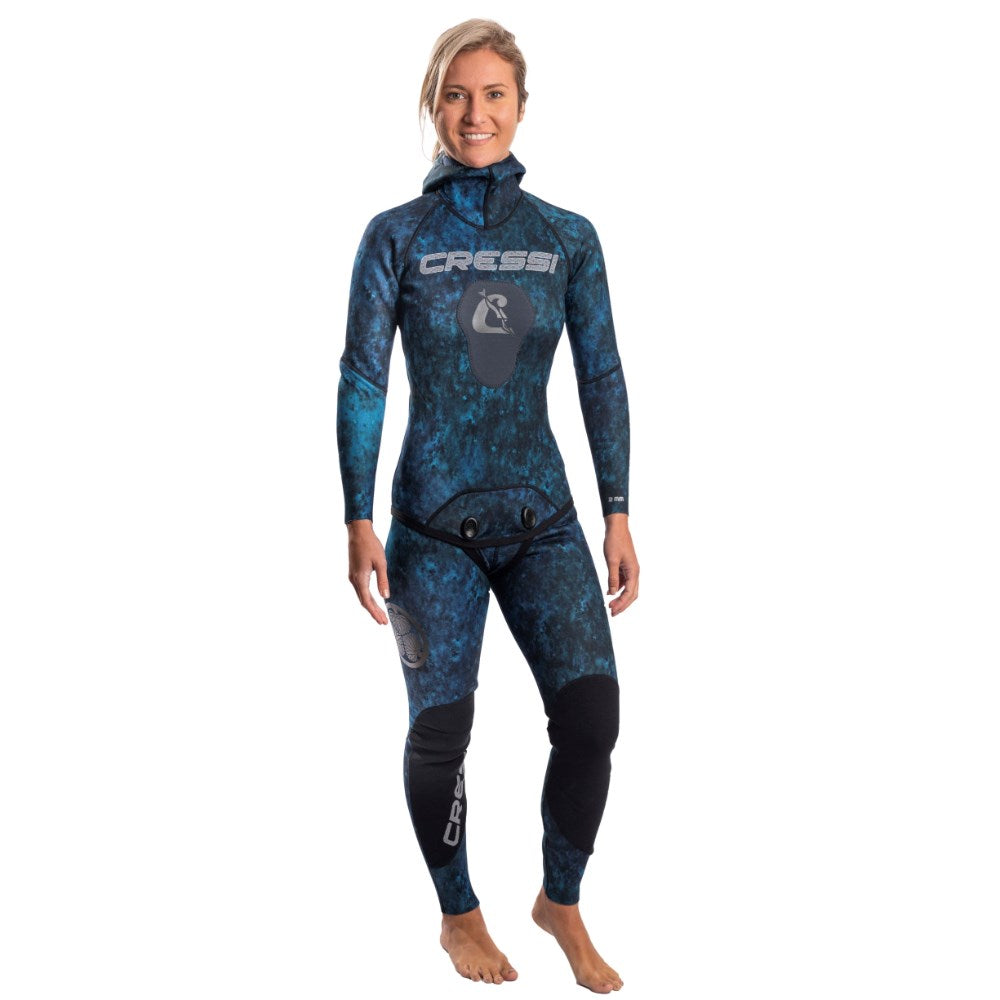 Female wearing a blue camouflage Cressi Tokugawa Ladies OC 3.5mm 2pc Wetsuit