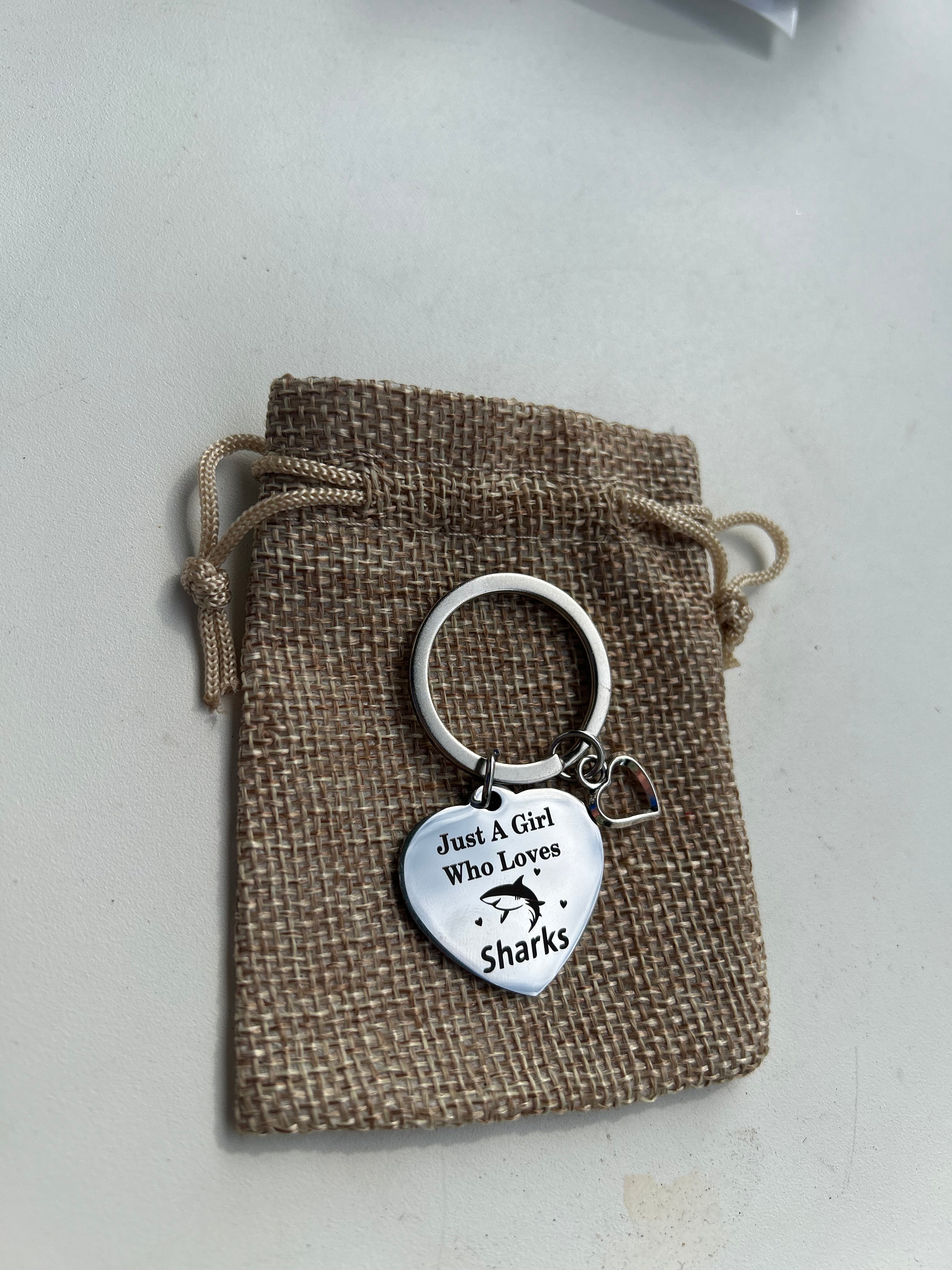 Shark Lovers Keycharm with heart