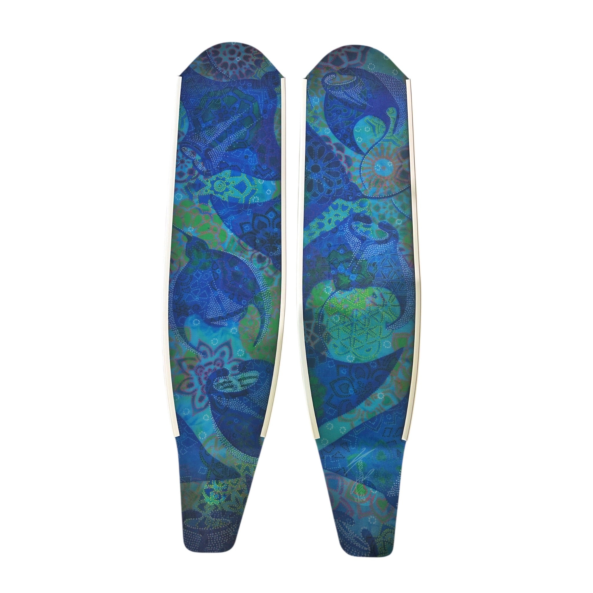 DiveR Composite Fins - Manta
Pair of blue and green patterned skis on a white background